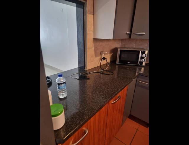 2 BEDROOM APARTMENT FOR SALE IN MALVERN EAST EXT